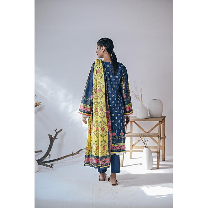 Zellbury- Digital Printed Cambric Shirt, Cambric Dupatta & Cambric Trouser WUW21X30132