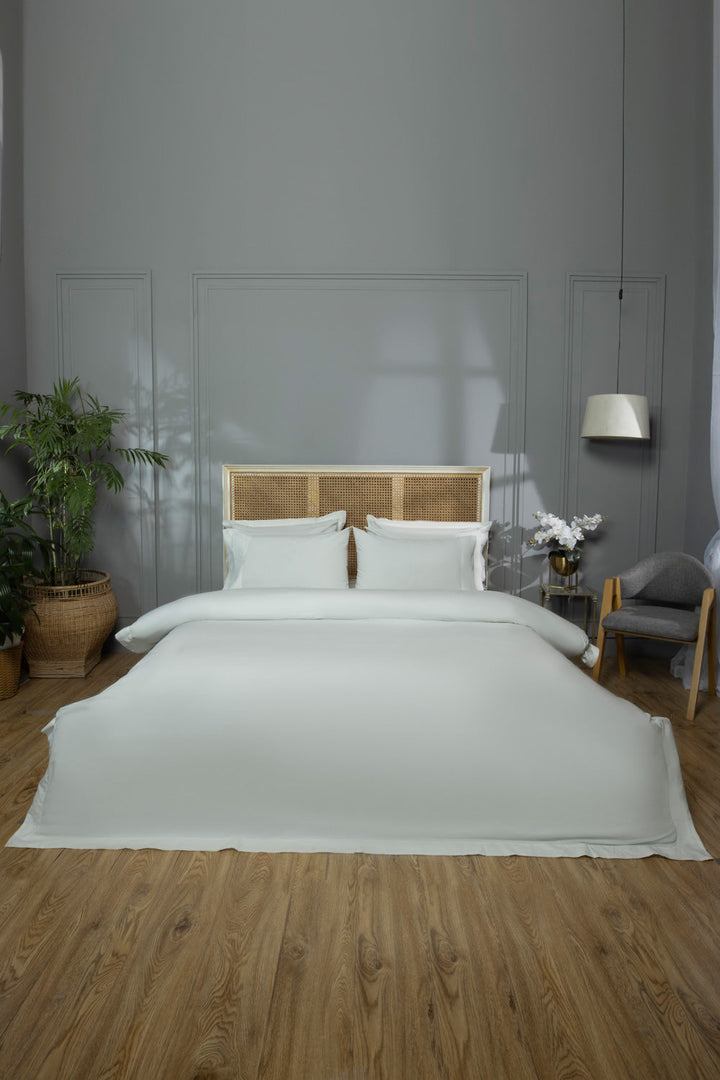 Blacnc De Blanc White Bed Sheet Sapphire Home