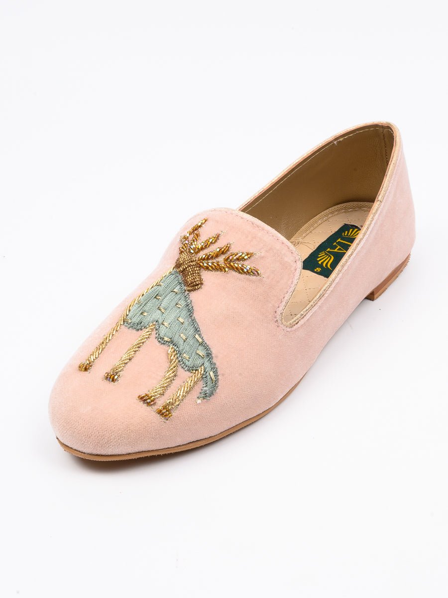 Toheed Ansari Tauheed Ansari Women Pink Suede Velvet Hand Crafted Pumps – Bagallery