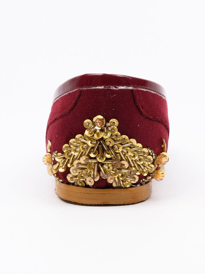 Tauheed Ansari Women Fancy Maroon Slightly Jeweled Velvet Pumps – Bagallery