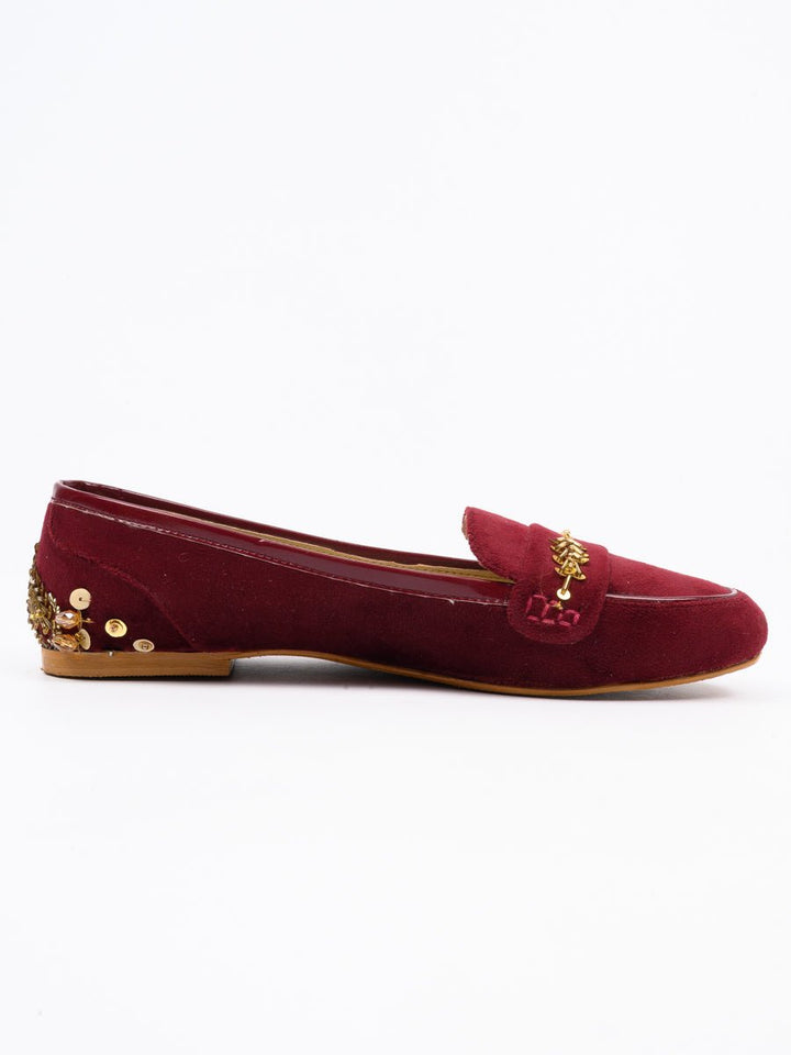 Tauheed Ansari Women Fancy Maroon Slightly Jeweled Velvet Pumps – Bagallery