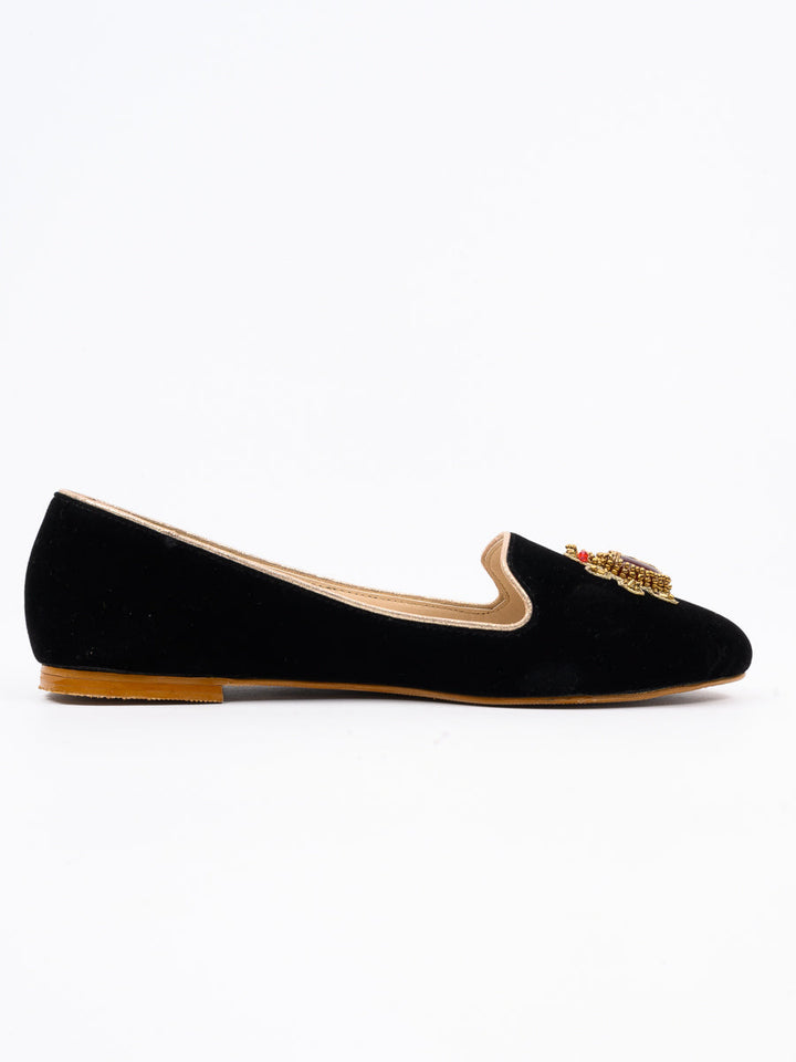 Tauheed Ansari Women's Semi Formal Black-Maroon Betal Pumps – Bagallery