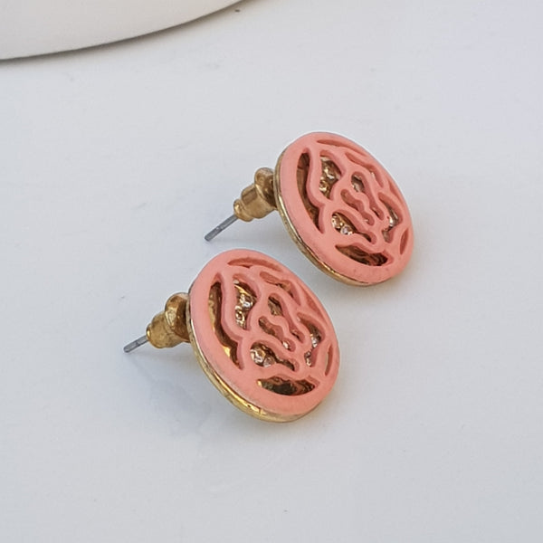 Raviiga- Pink Cutwork Stone Studs