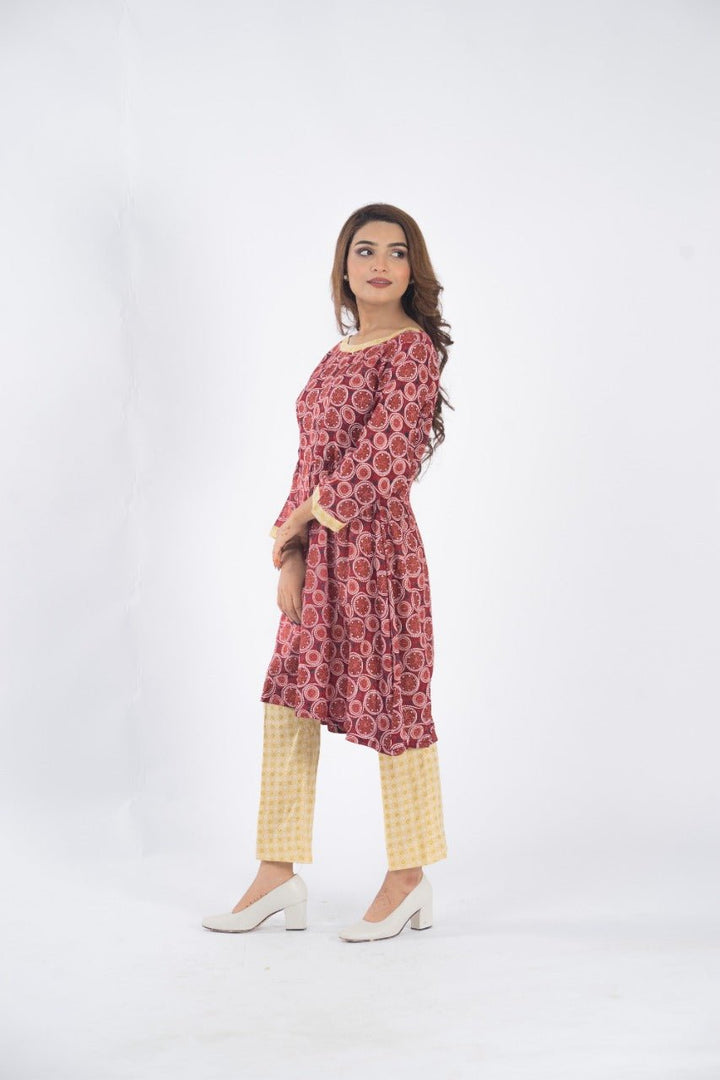 Emerce- Unstiched 2Pcs Lawn Suit - D17