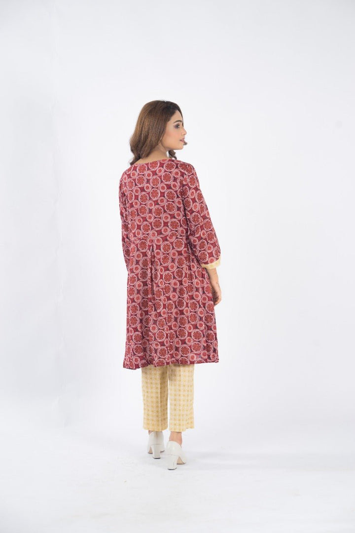 Emerce- Unstiched 2Pcs Lawn Suit - D17