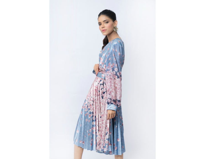 Sana Noor- Pink & Grey Western Cut Pleated Frock Zephyr