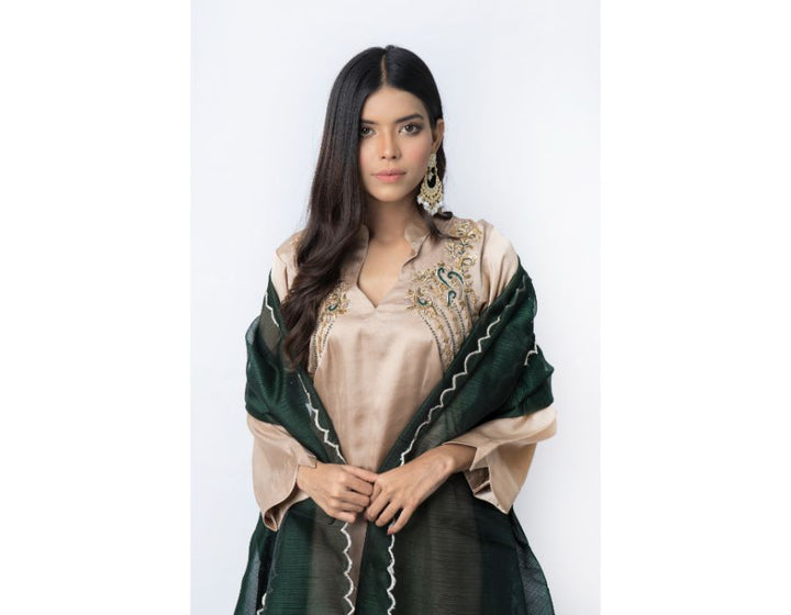 Sana Noor- Beige imbroided 3 piece