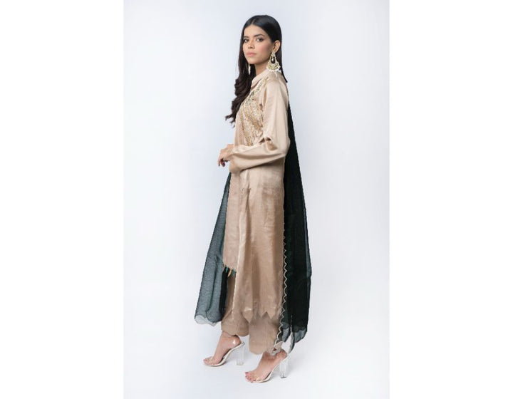 Sana Noor- Beige imbroided 3 piece