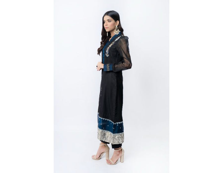 Sana Noor- Black Cotton Net Embroided kurti