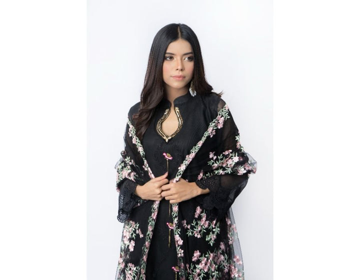 Sana Noor- Black Beauty Cotton Net Embroided 3 piece suit