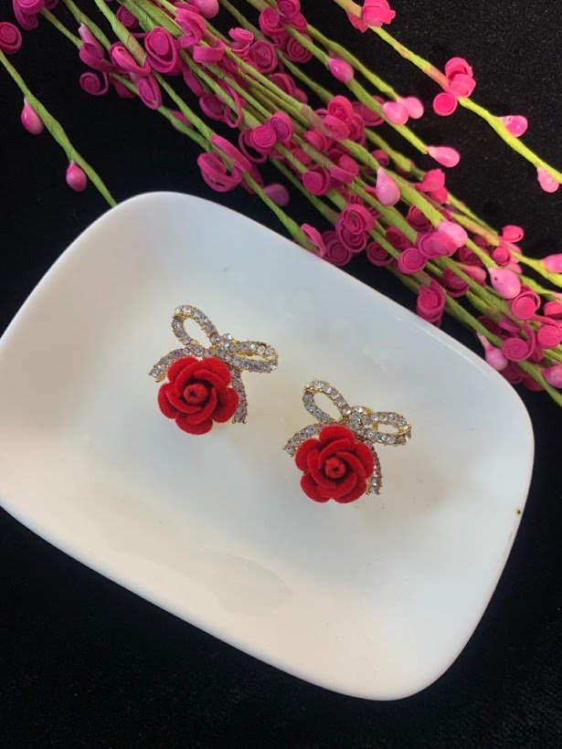 Garnet Lane- Rhinestone Bow And Flower Clipon Earings Red