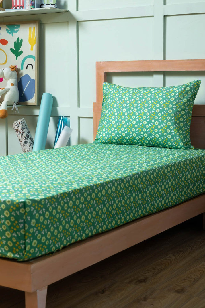 Sapphire- Garden-Bed Sheet