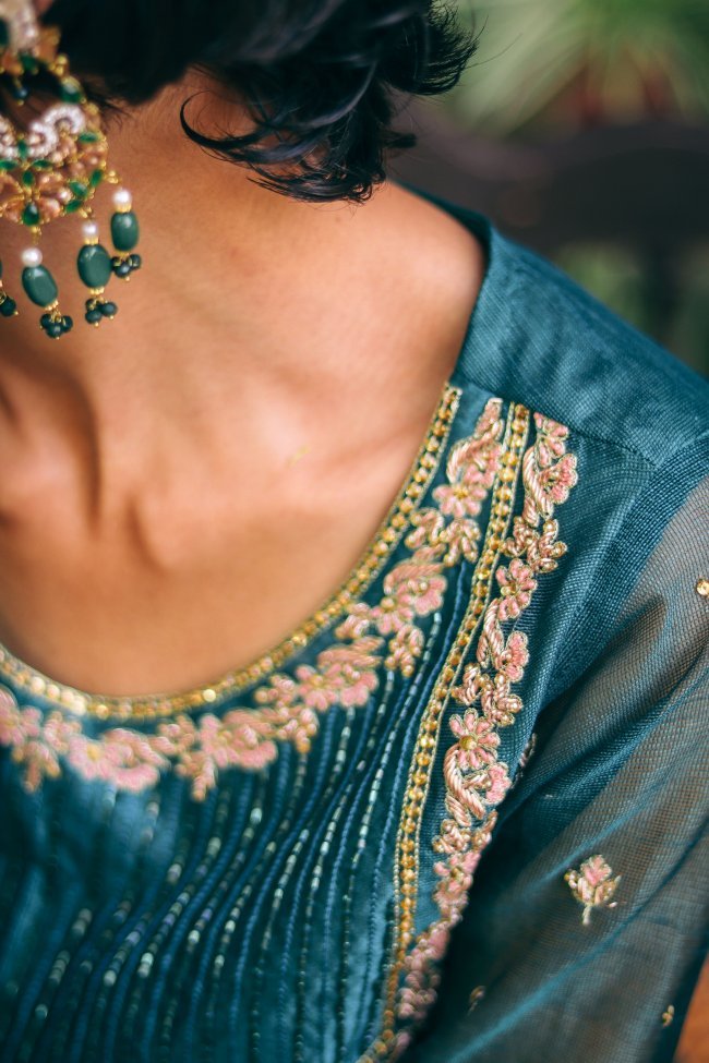 Sara Nisar- Aabshaar