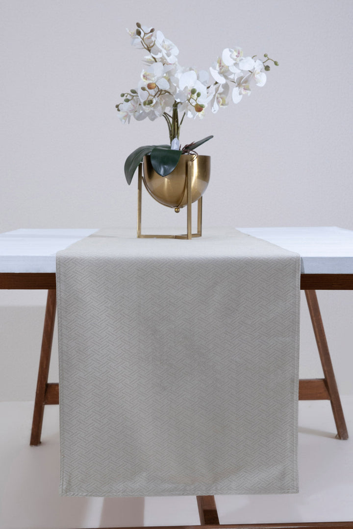 Interlocked Table Runner