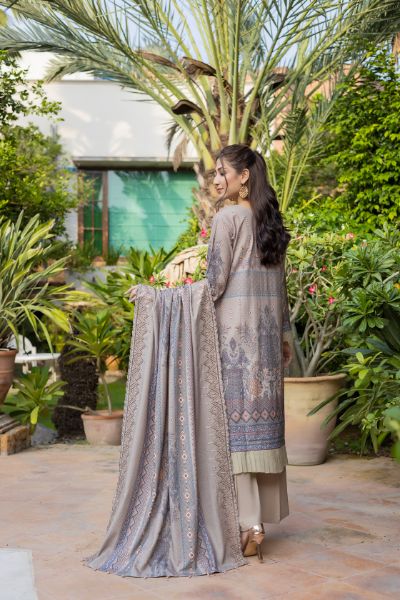 Kinara Digital Printed Dhanak with Sequins Embriodered Alternate Head &Two Side Scalloped Embroidered Border on Dhanak Duppata KIN-004