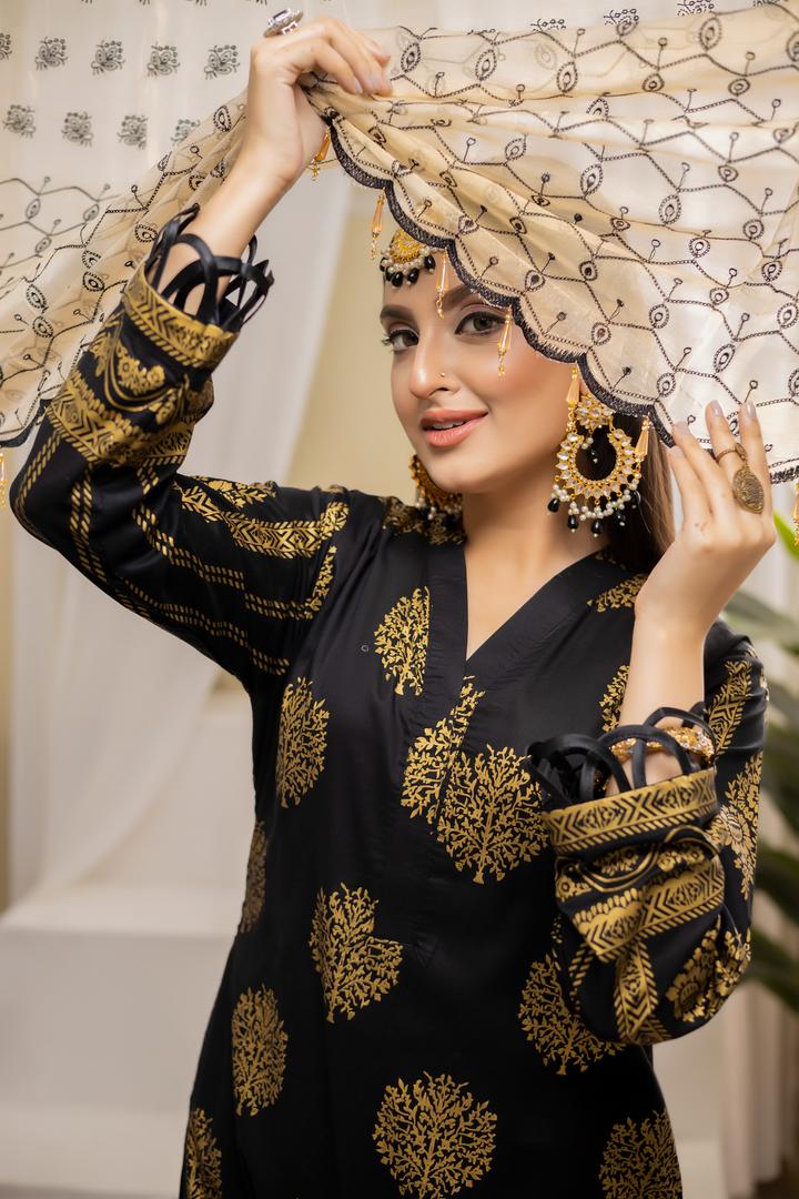 Pearla Lawn Gold Printed with Fancy Schiffli Dupatta PAR-003