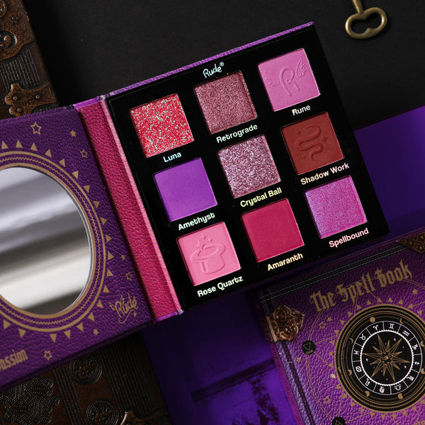 Rude Cosmetics - The Spell Book Smooth and Blendable Eyeshadow Palette - Passion