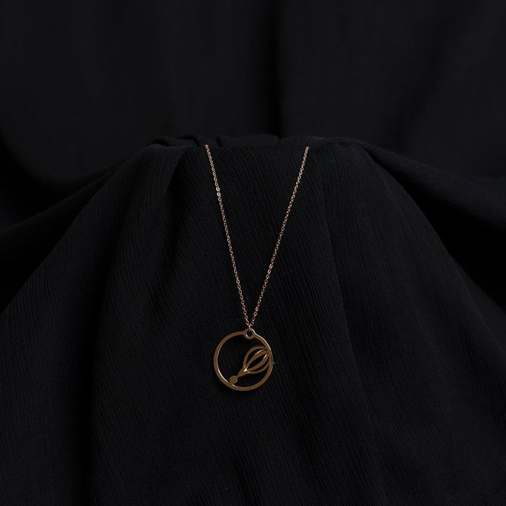 Shein- Golden Circle Necklace