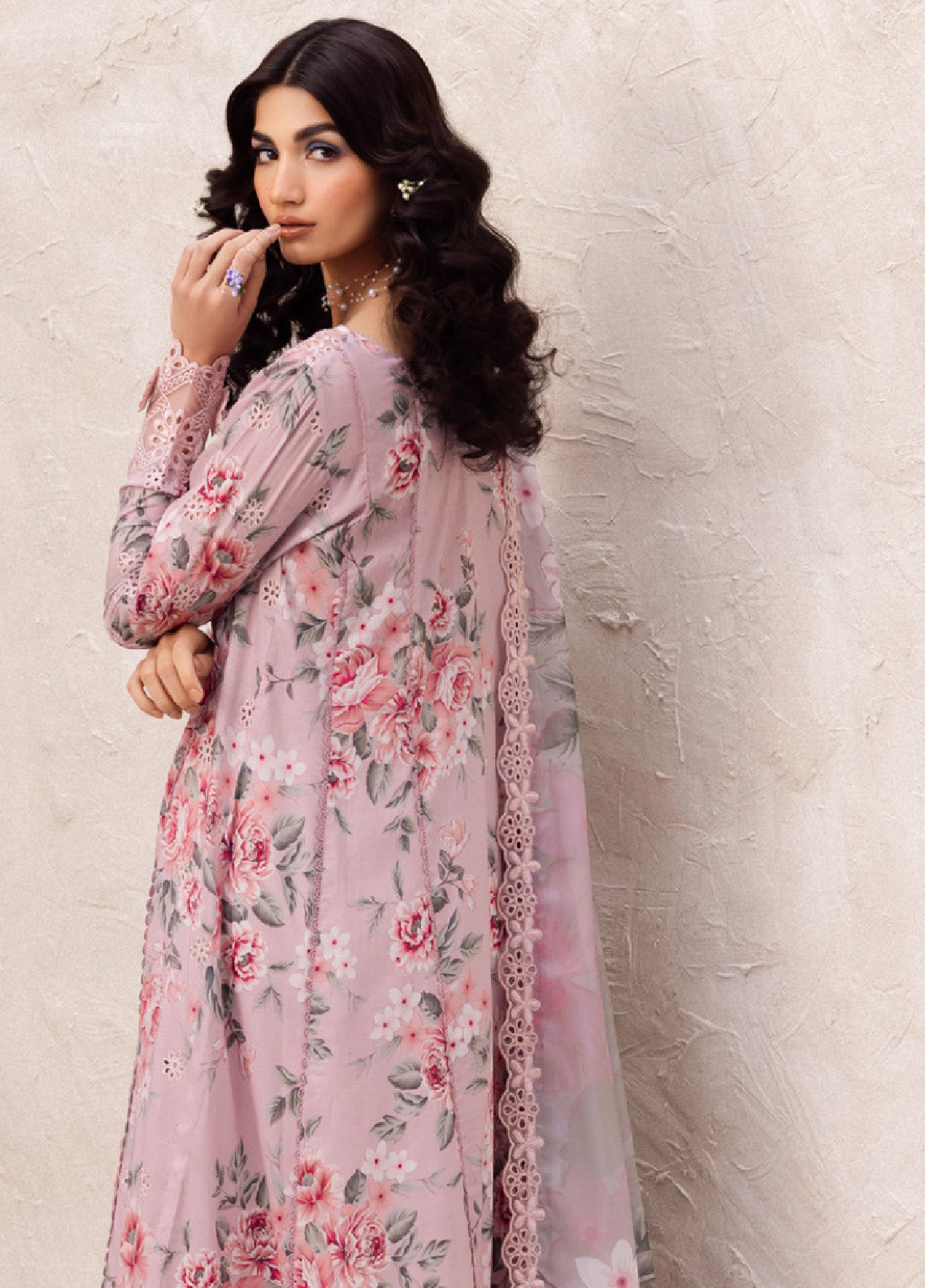 Iznik Embroidered Lawn suit UE-687