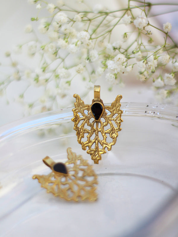 Tassel Guzel Studs