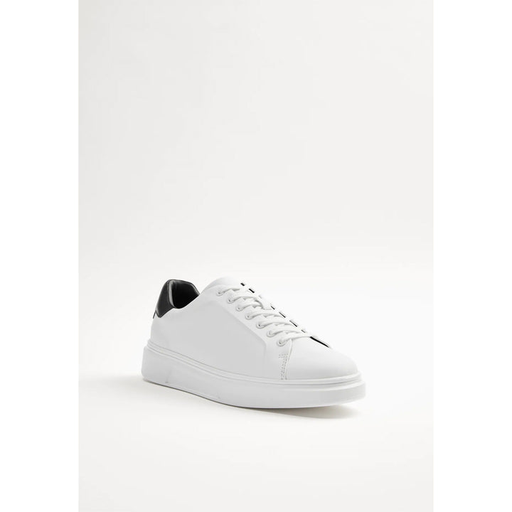 Zara- Contrast Sneakers With Textured Sole